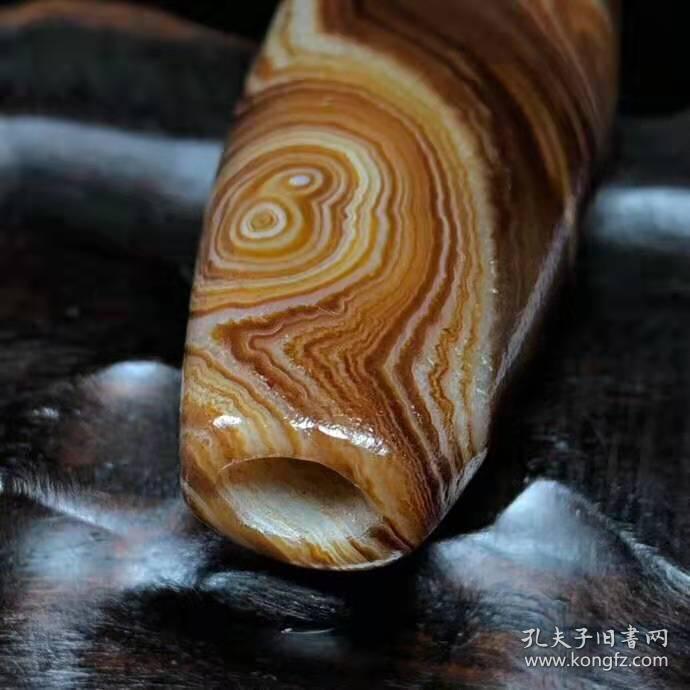 回流千年西藏老矿九页岩老天珠尺寸:25*83毫米重量:53.5克