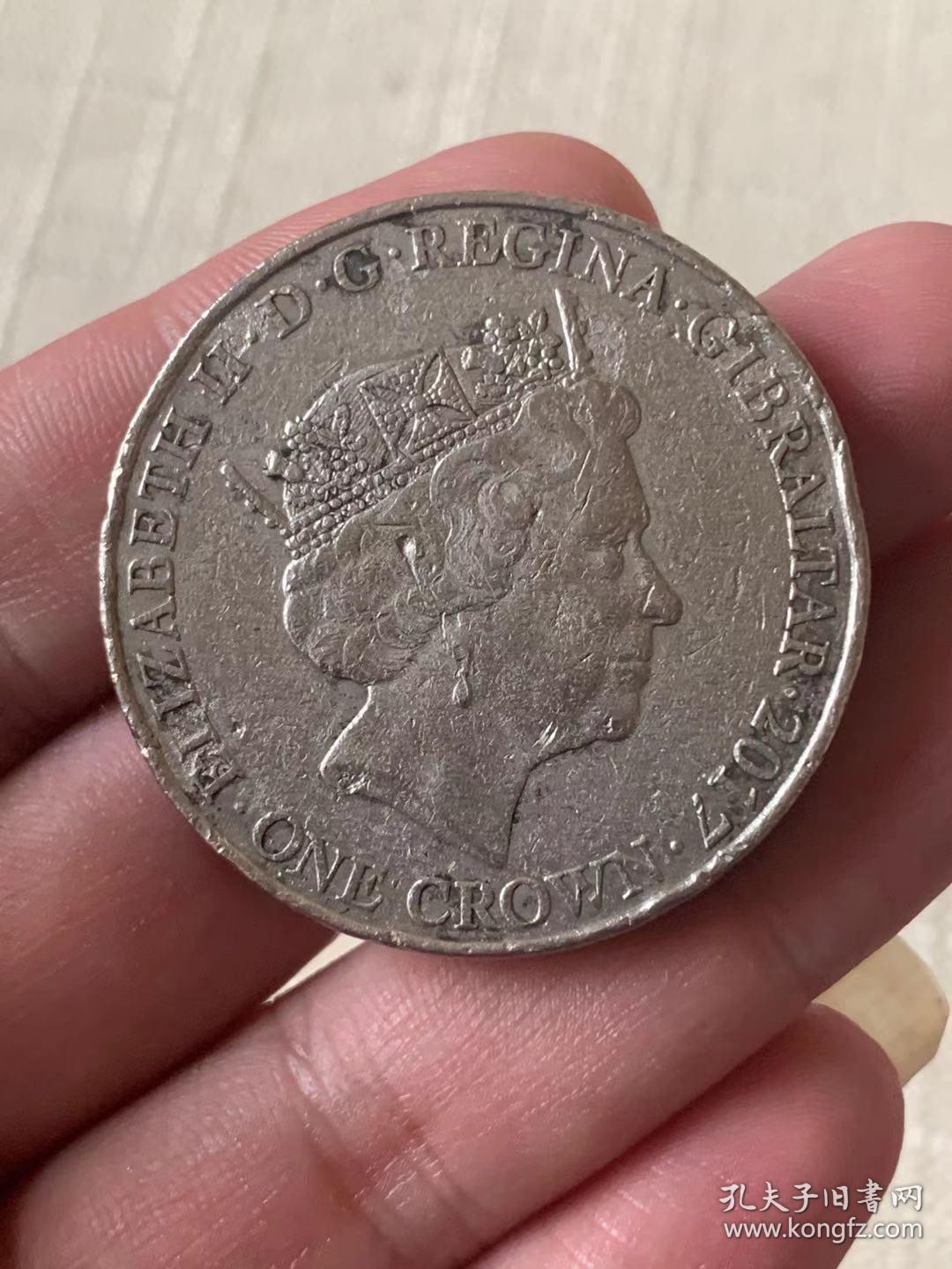 英国女王和菲利普亲王诞辰70周年一克朗纪念币 38mm 实物拍摄 一物一