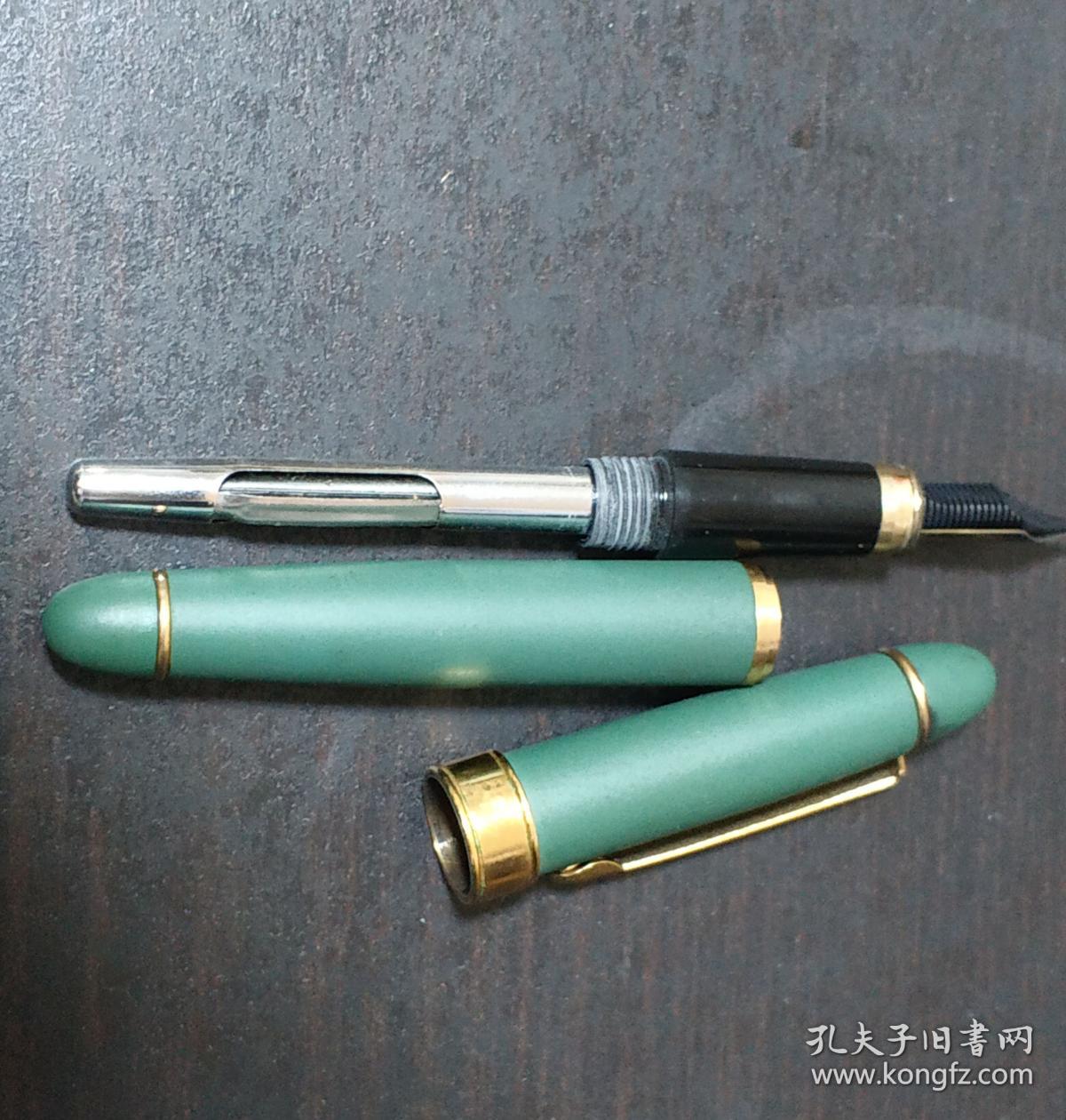 钢笔(上面刻有iridium point germany 见图)