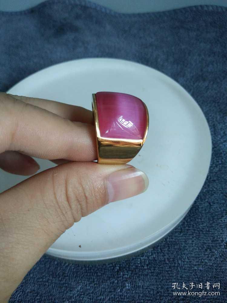 少见天然猫眼石老凤祥k金戒指