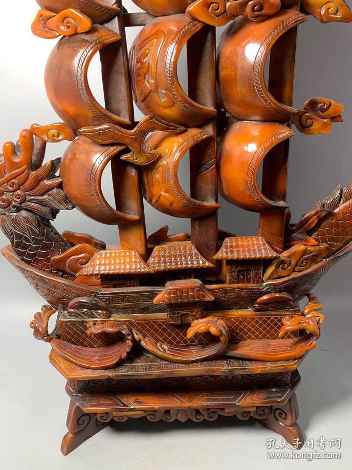 珍品纯手工雕刻黄牛角摆件龙船一帆风顺.