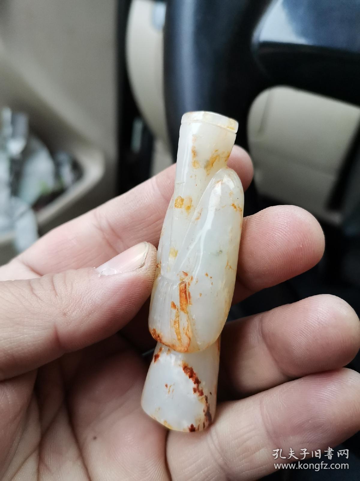 出土明代玉俑文臣造像,又称翁仲,料好工绝,局部土沁.赏玩珍品.