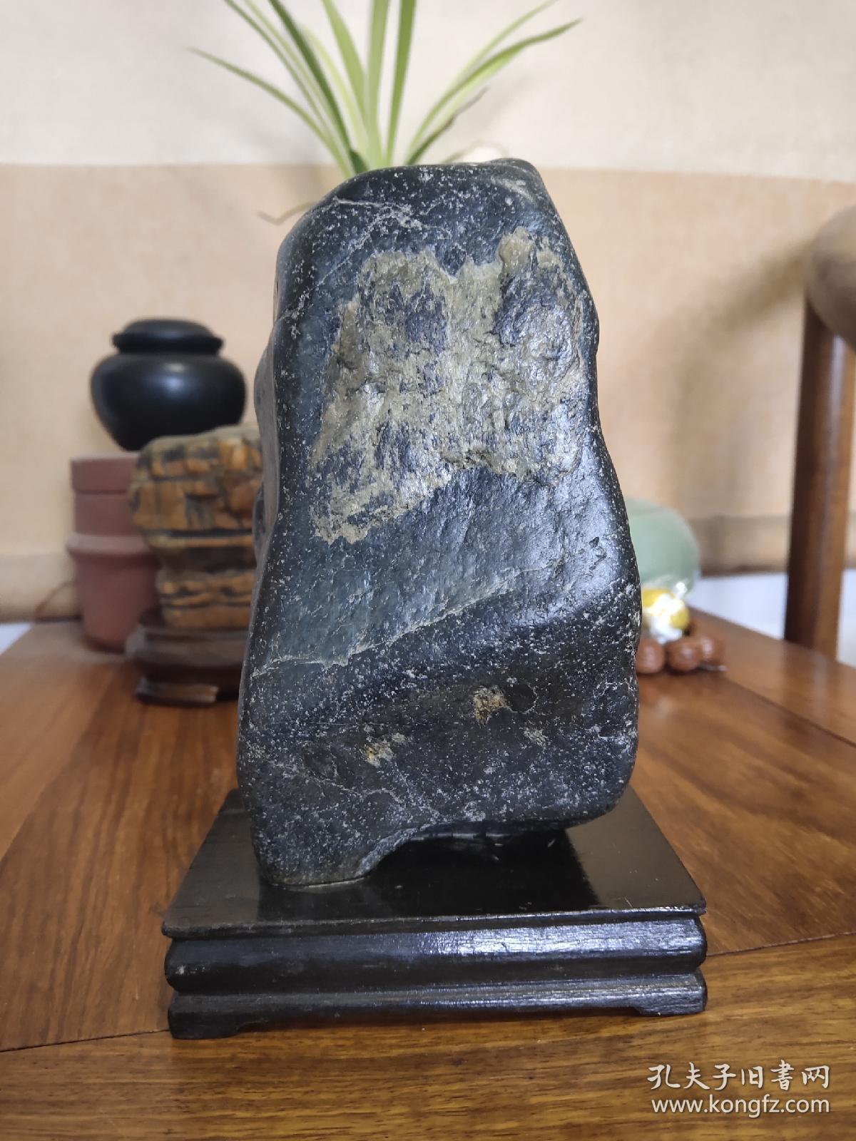 崂山绿石,崂山海底王,水坑老料,苍翠油润,书房案头佳品.