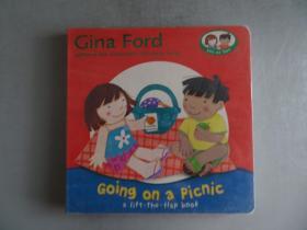 Going On a Picnic: A Lift-the-Flap Book