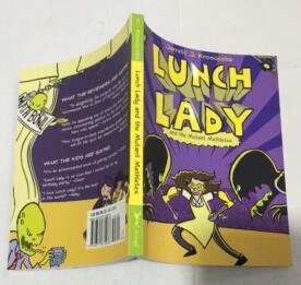 Lunch Lady and the Mutan  全彩漫画章节桥梁书