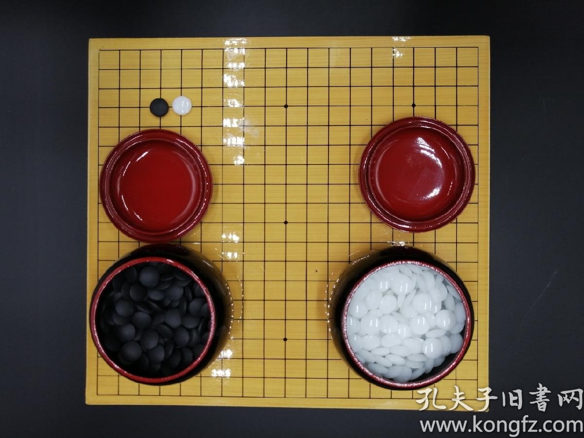 日本著名莳绘名家柳山作四面金莳绘花草纹棋盘一件带棋笥和原配棋石