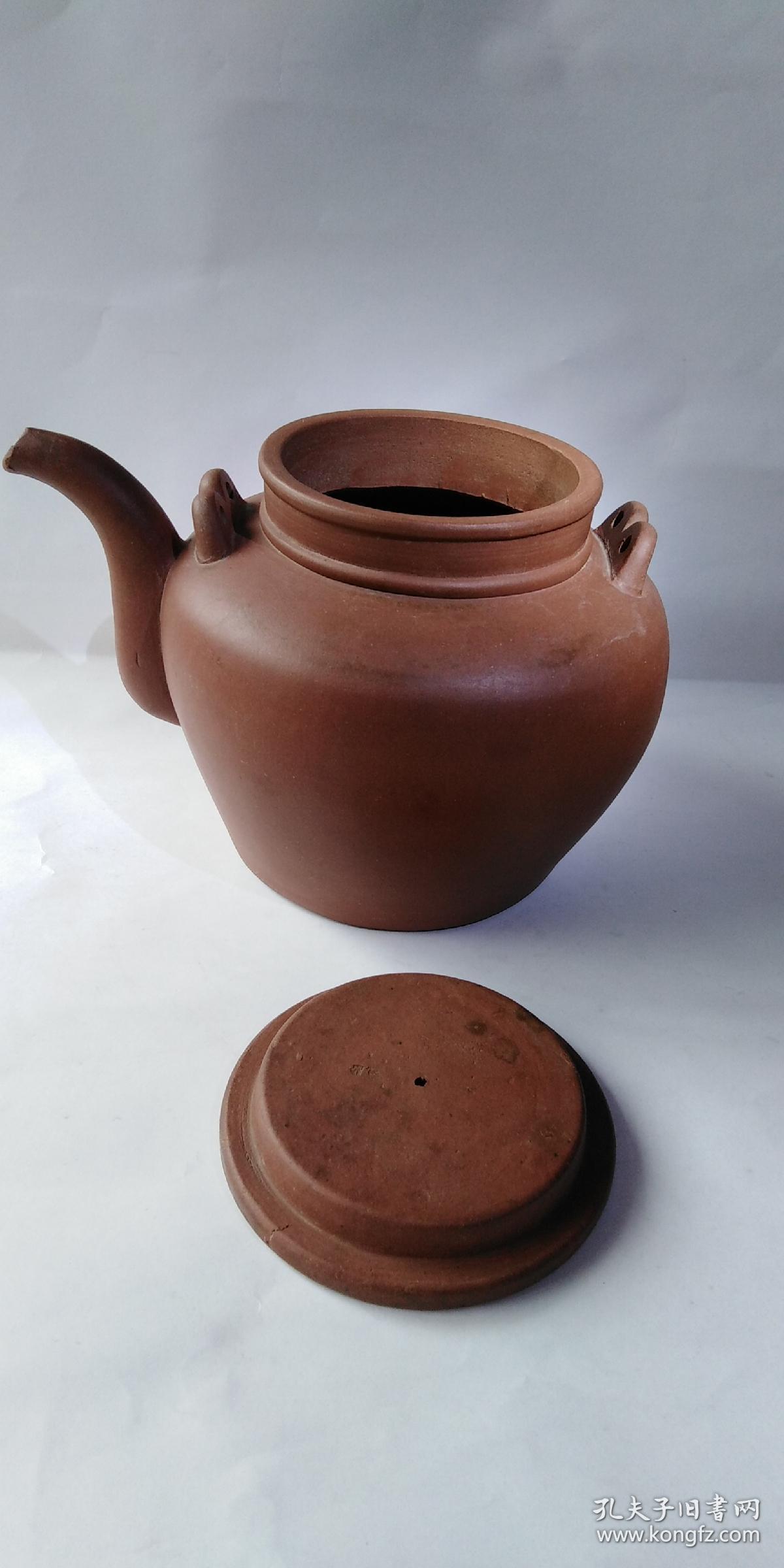 宜兴老紫砂壶(带盖)