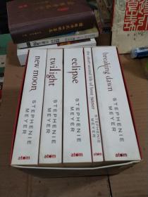 Twilight Saga 5 Book Set (White Cover)  暮光之城(白色圣诞套装5册)