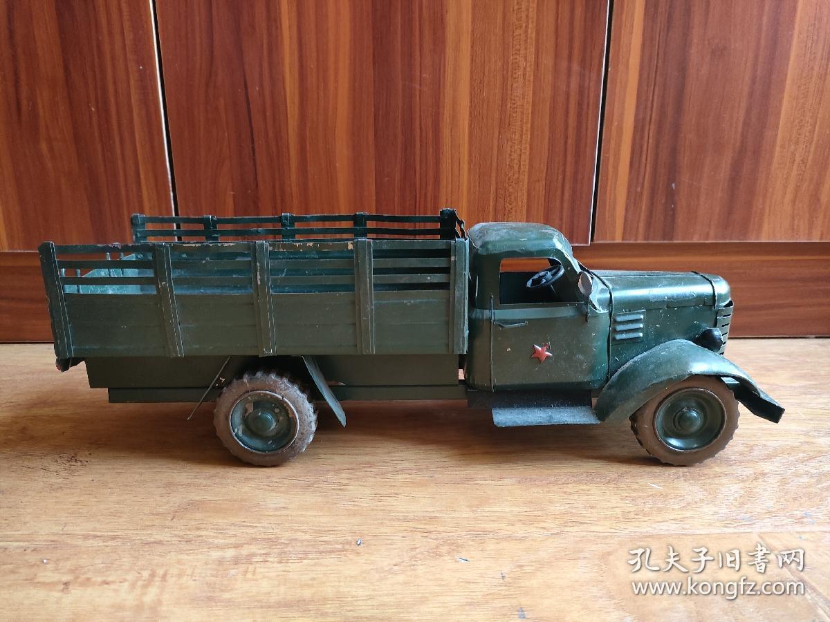 老解放牌铁皮汽车,实物拍摄按图发货.