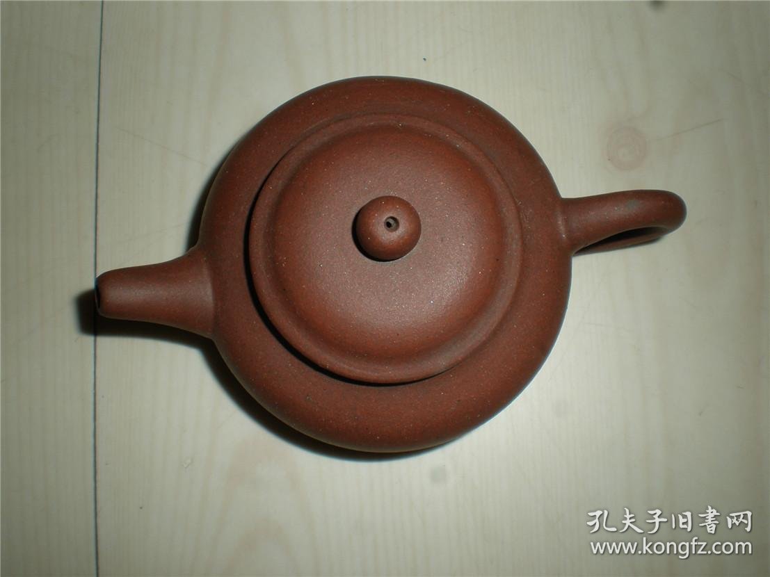 紫砂一厂八十年代早期老紫砂壶:荆溪东制款原矿红清水泥小号平底柿子