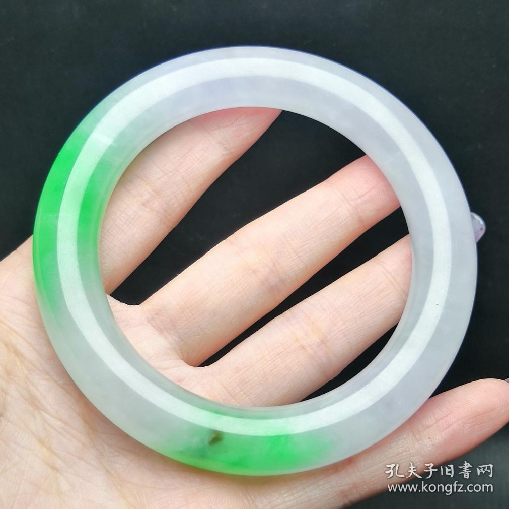 清代天然翡翠白飘绿圆条手镯一美人镯