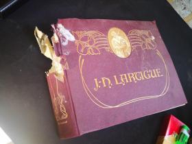 买满就送  Boyhood Photos of J.H. Larcigue 飞翔的梦珍贵影集书（残本） BOYHOOD PHOTOS OF J.H. LARTIGUE:; THE FAMILY ALBUM OF A GILDED AGE 内容感觉象是莱特兄弟的故事