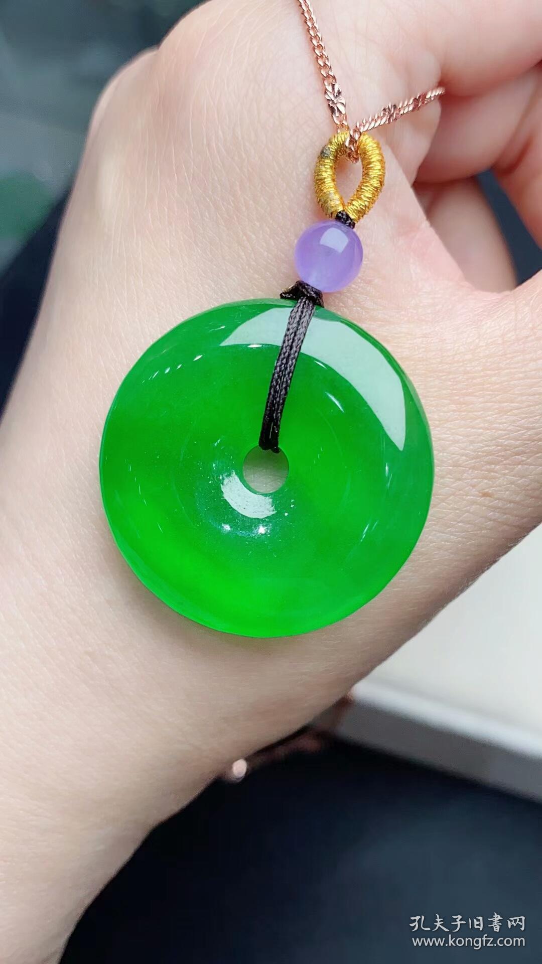 清代天然翡翠冰种满绿平安扣