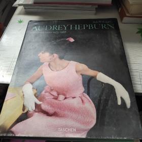 Bob Willoughby: Audrey Hepburn: Photographs 1953-1966 英文原版 精装