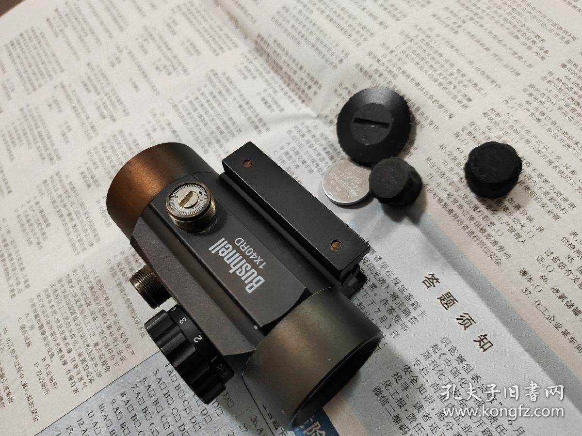 bushnell 1x40rd宽窄两用 内红点瞄准,不带望远功能,镜片有个黑点
