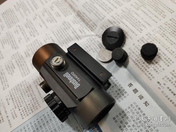 bushnell1x40rd宽窄两用内红点瞄准不带望远功能镜片有个黑点