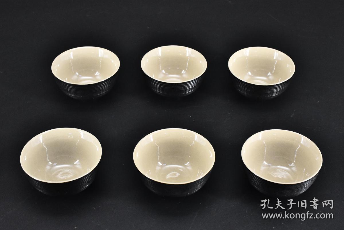 丁5444)《陶瓷茶碗》一套六件全,黑色釉低调而神秘,直径:6.2cm,高度:3.4cm,现代样式,茶碗是茶道的灵魂,是最重要的茶道具,也是第一的茶道具 ,同时也是种类最为丰富的茶道具。_孔夫子旧书网 丁5444)《陶瓷茶碗》一套六件全,黑色釉低调而神秘,直径:6.2cm,高度:3.4cm,现代样式,茶碗是茶道的灵魂,是最重要的茶道具,也是第一的茶道具 ,同时也是种类最为丰富的茶道具。_孔夫子旧书网