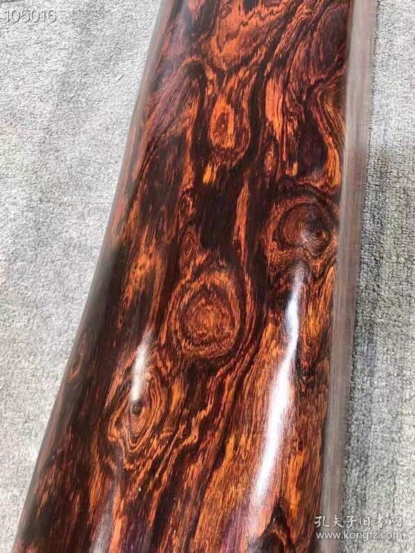 极品危地马拉大叶黄花梨原木,满花纹,尺寸:长188厘米,宽23厘米,重量