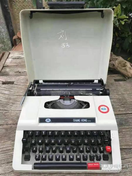 民国时期老式手工打字机,可正常使用,品如图