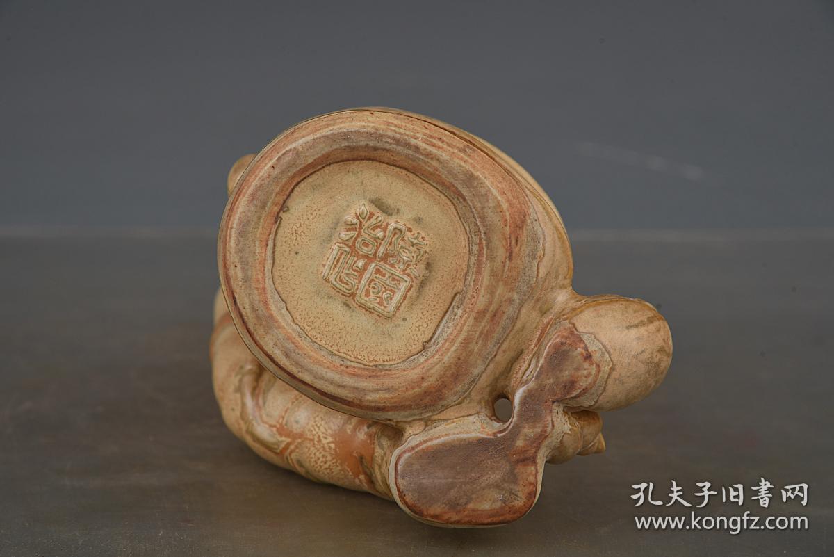 清代陈国治造竹根笔筒2