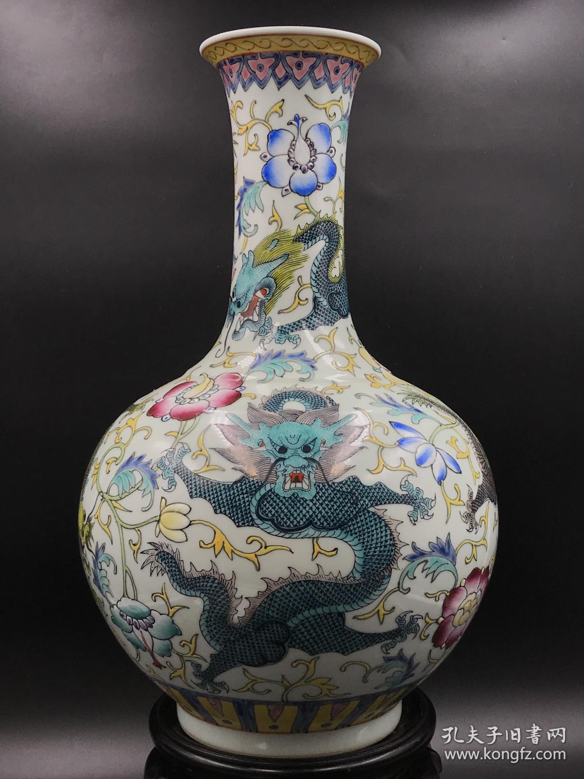 中国美術 大清乾隆年製 粉彩人物画大花瓶 高さ41cm 東H5-0626☆1F