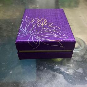 空盒子（放戒指的、可放两个、紫色、纸盒）