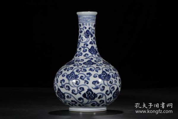 明代永乐青花缠枝如意纹荸荠瓶高31cm口65cm底118cm