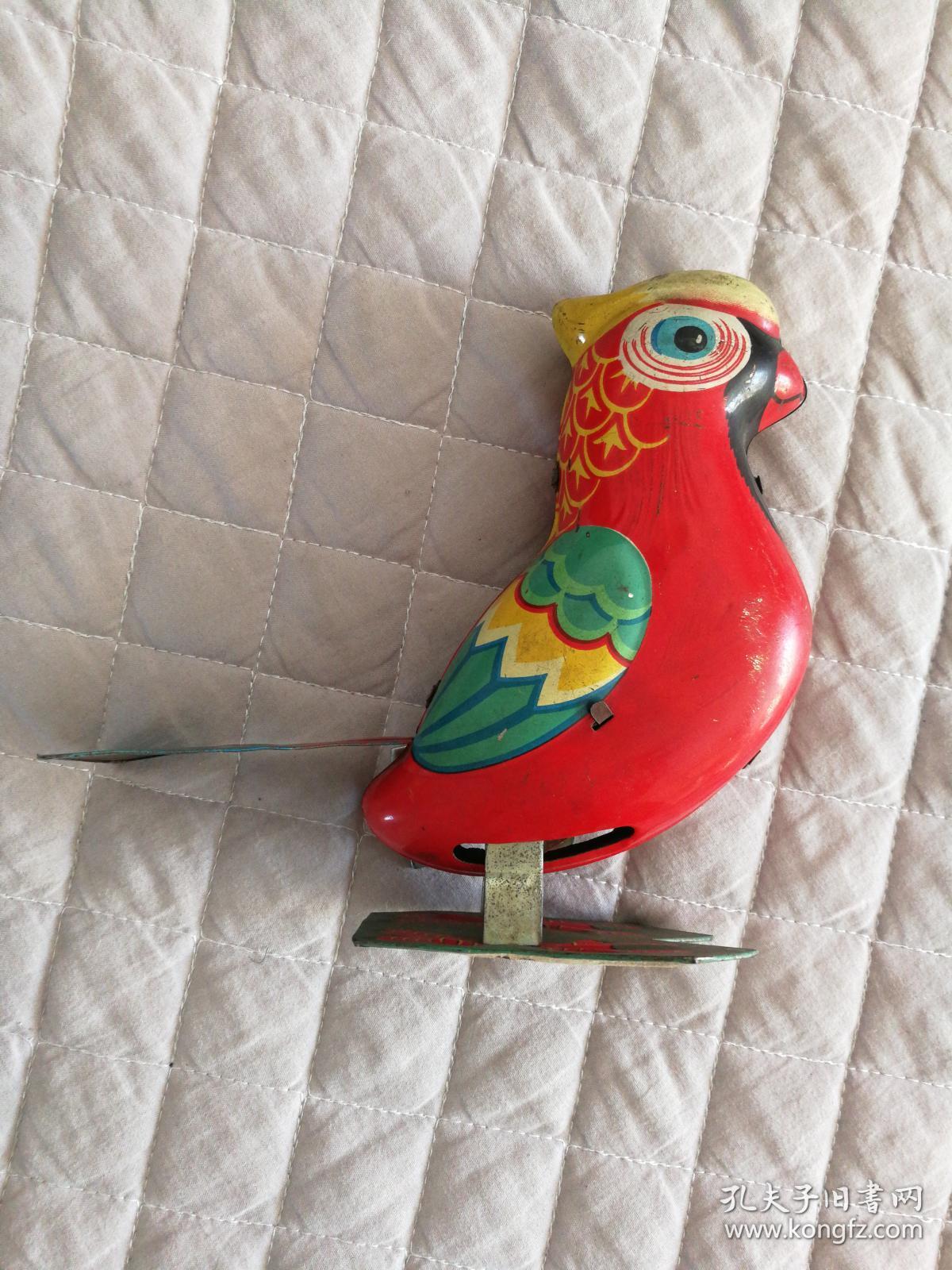 7 80年代 老铁皮玩具鹦鹉(功能完好 有钥匙 能蹦能跳)