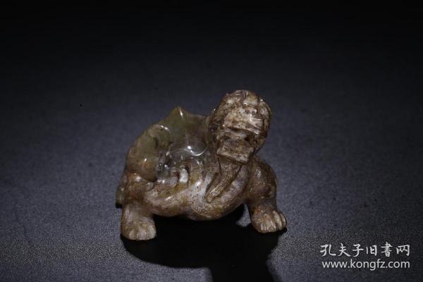 汉代:和田玉天禄摆件