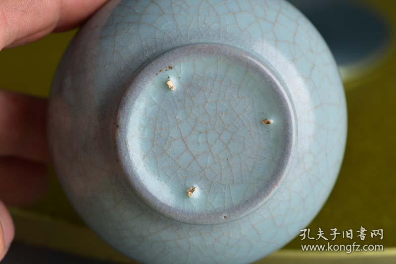 宋代清凉寺天青色玛瑙釉汝窑天球瓶