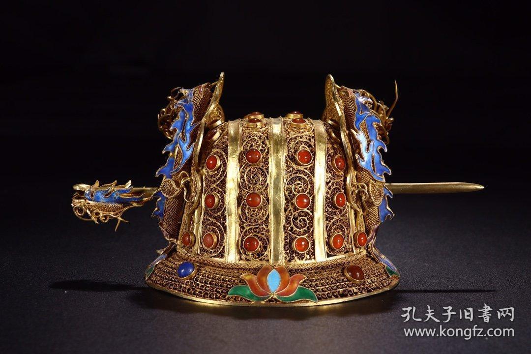 明代:铜鎏金累丝二龙戏珠纹束发冠