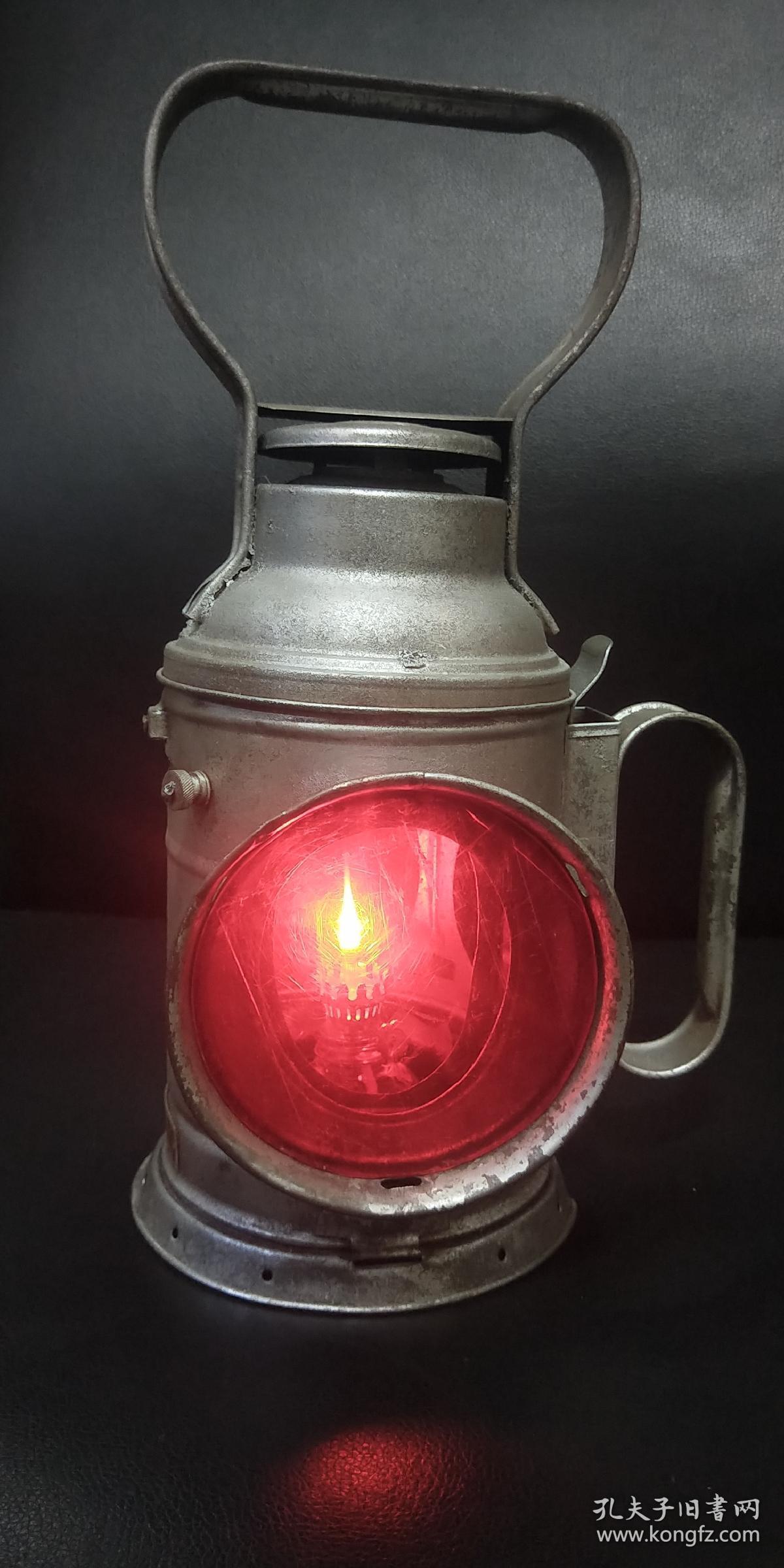 老式铁路信号灯红灯记李玉和式提灯扳道工铁皮煤油灯信号灯铁道工人