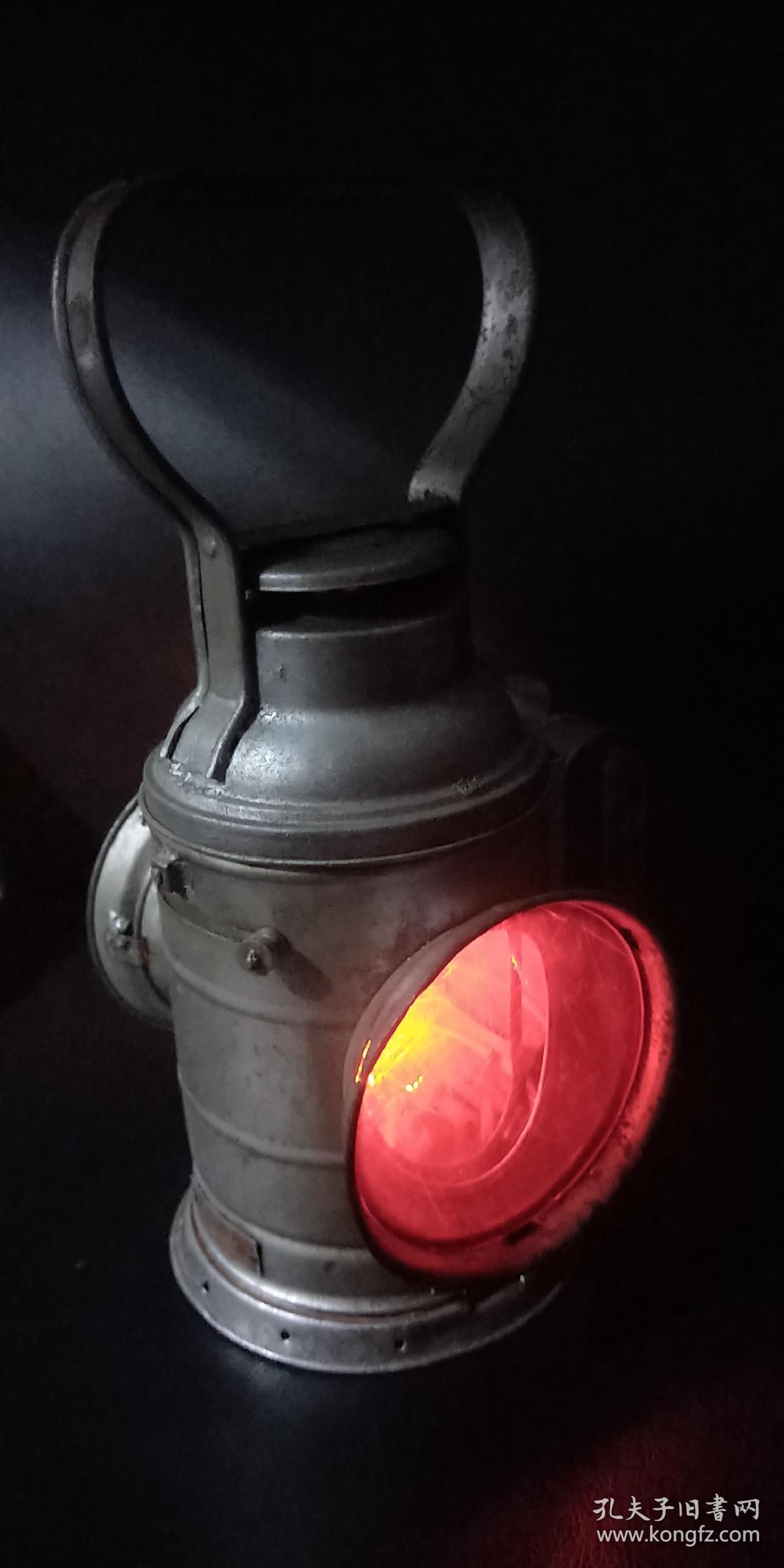 老式铁路信号灯红灯记李玉和式提灯扳道工铁皮煤油灯信号灯铁道工人