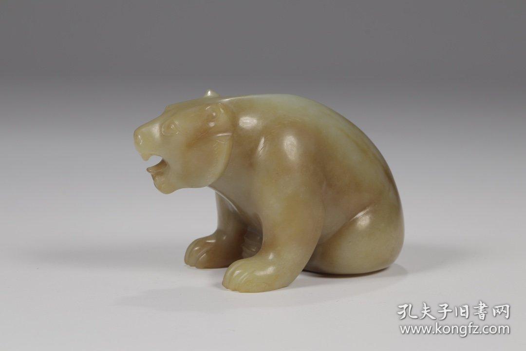 明代,和田白玉熊把件