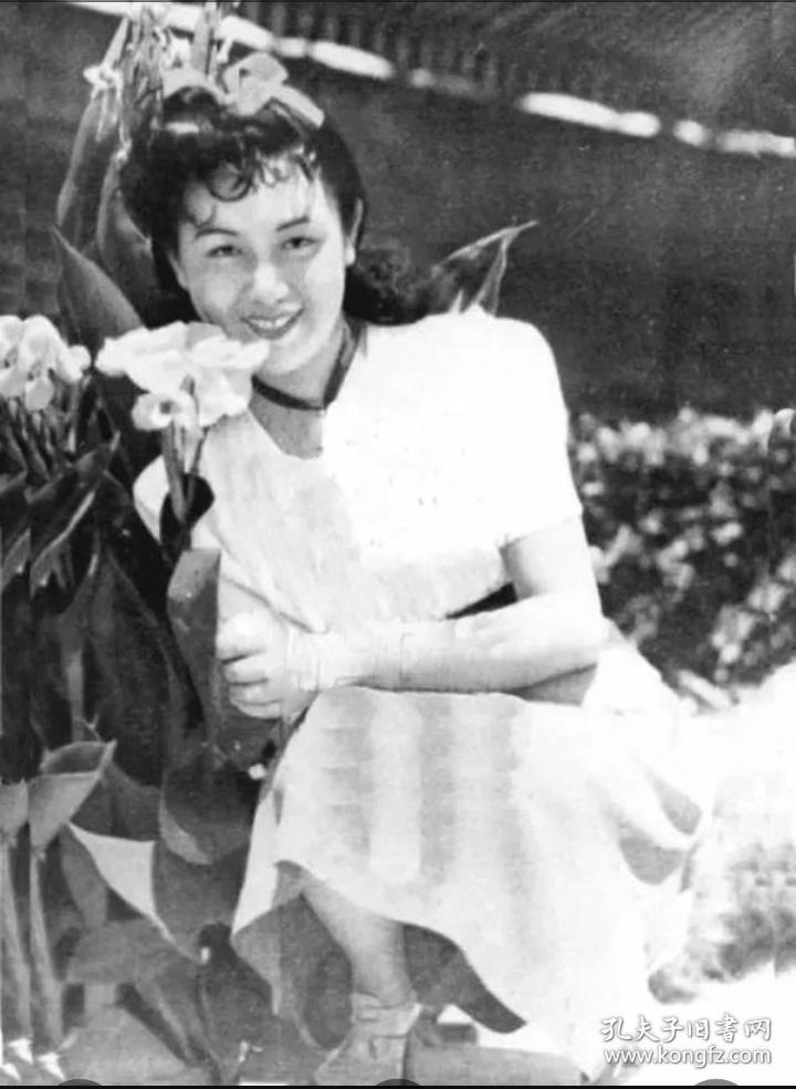 著名演员上官云珠老照片12张5吋的hw