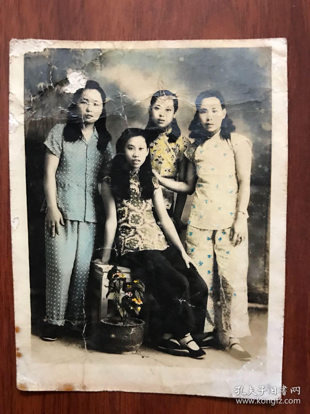民国手工上色四姐妹人物照一张_孔夫子旧书网