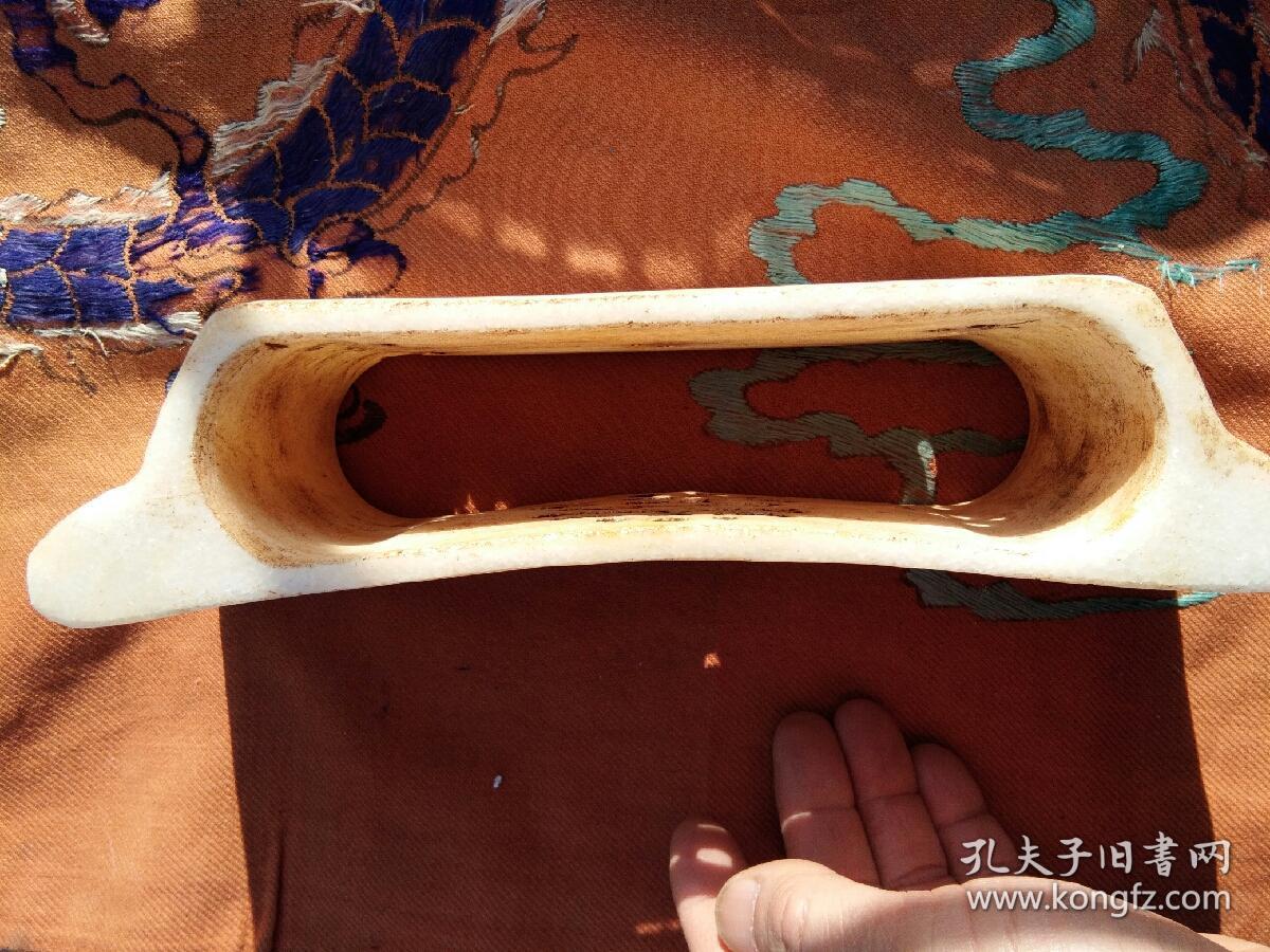 汉白玉镂空寿字枕