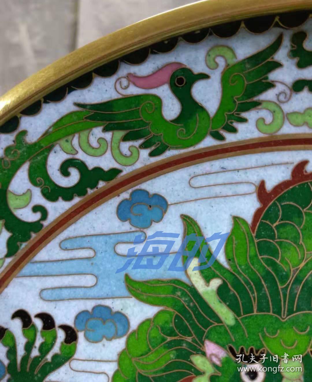 龙凤云纹景泰蓝盘 纹样造型精美 龙纹气势威严有力 凤纹优美,纯铜制作