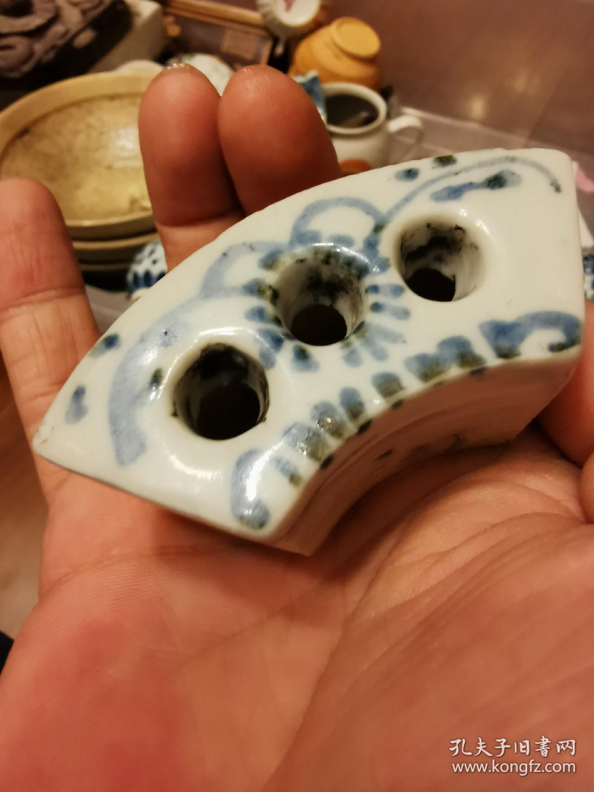 麻仓土青花笔插