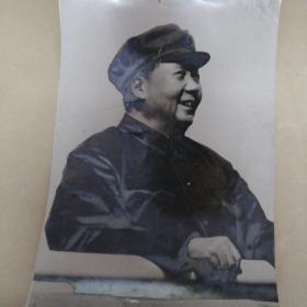 老照片…60年代毛主席在天安门上