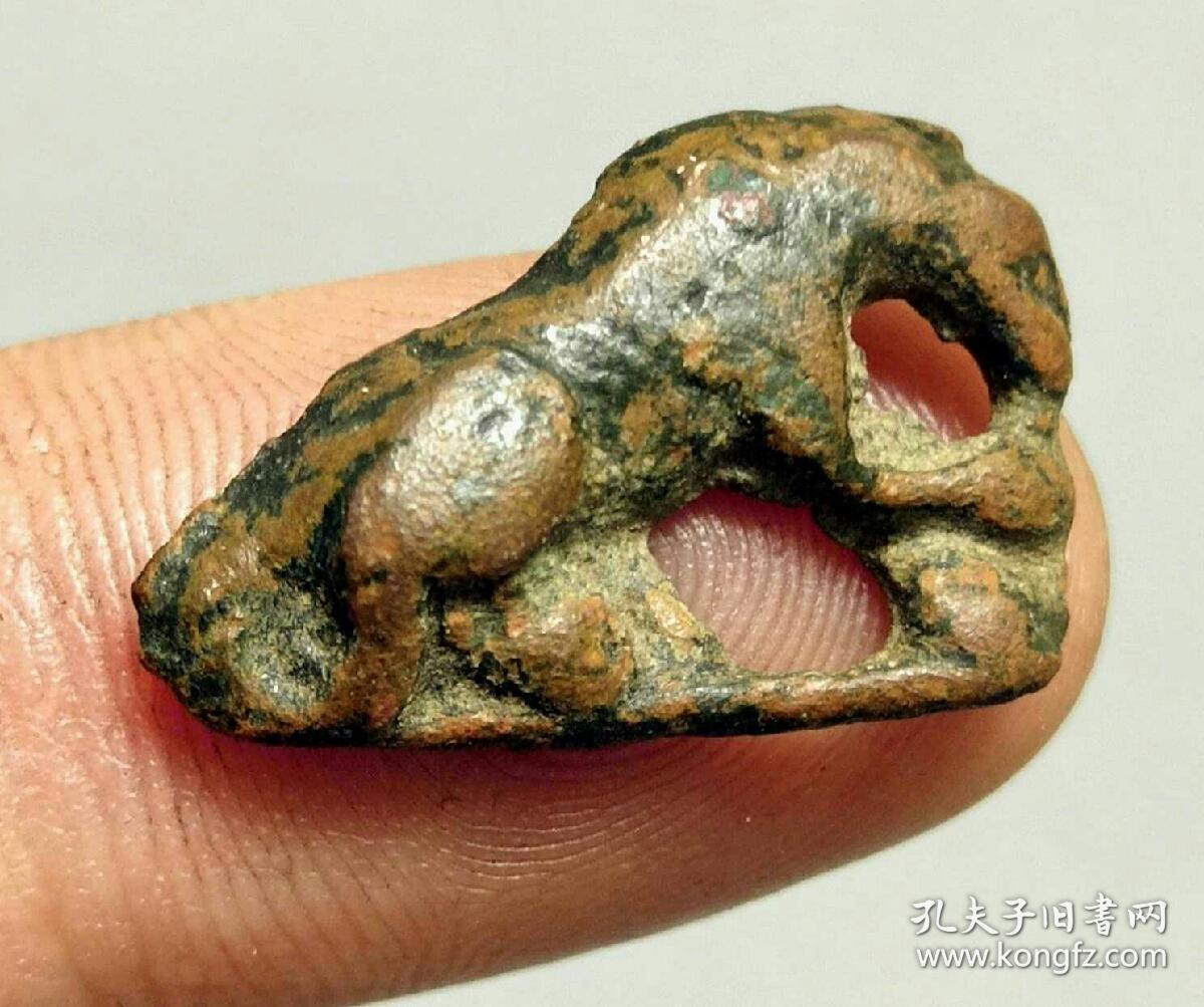 辽金青铜虎豹饰