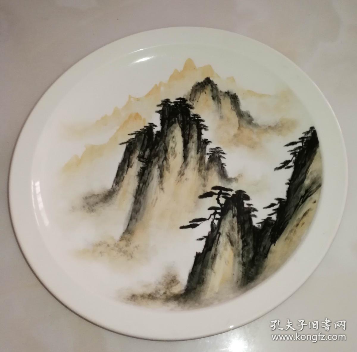 手绘山水风景画(瓷盘)直径30公分 底直径19公分