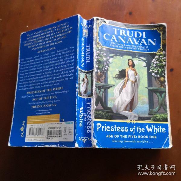priestess of the white (《白衣女祭司》英文原版)