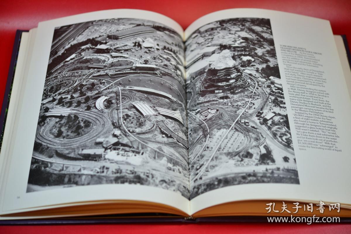 Disneyland 迪斯尼游乐场 英文原版 16开精装