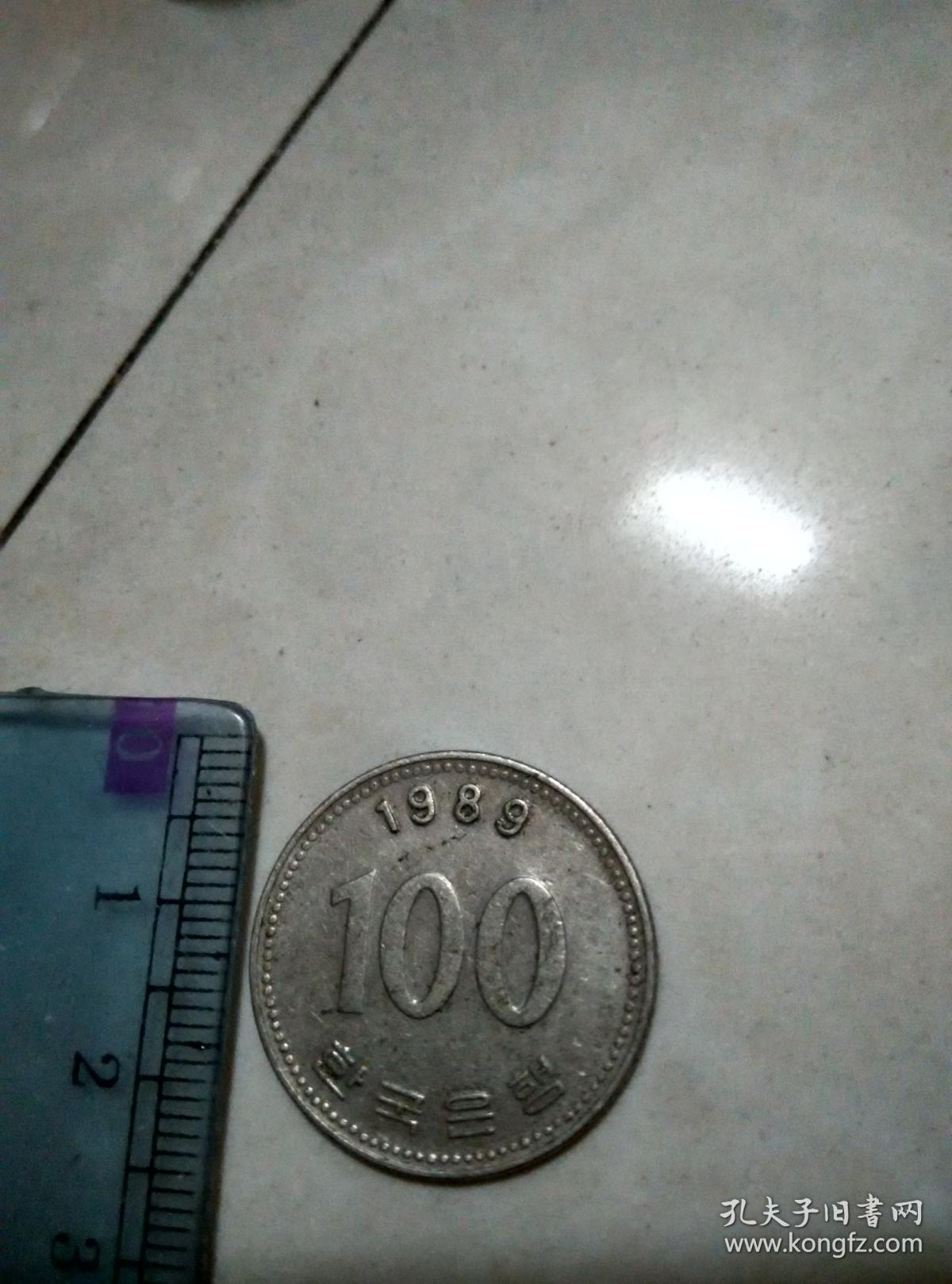 1989年100 朝鲜硬币