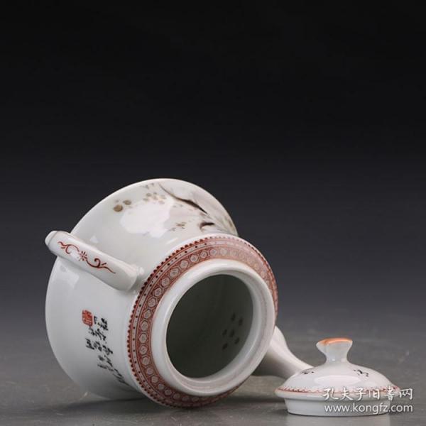 民国珠山八友邓碧珊粉彩鱼纹执壶