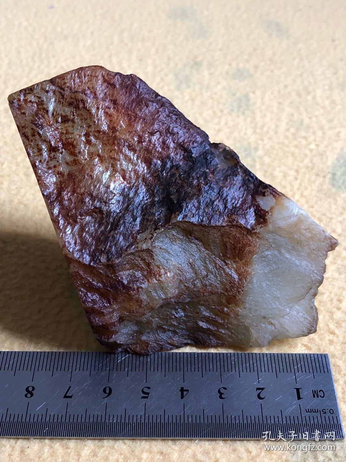 宝石原石可透光