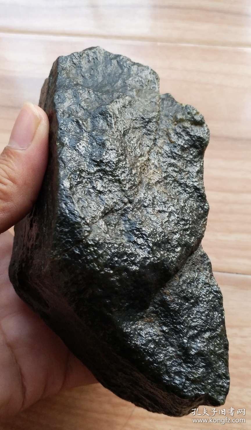 3624 和田玉 黑青 戈壁料 原石 784.3克