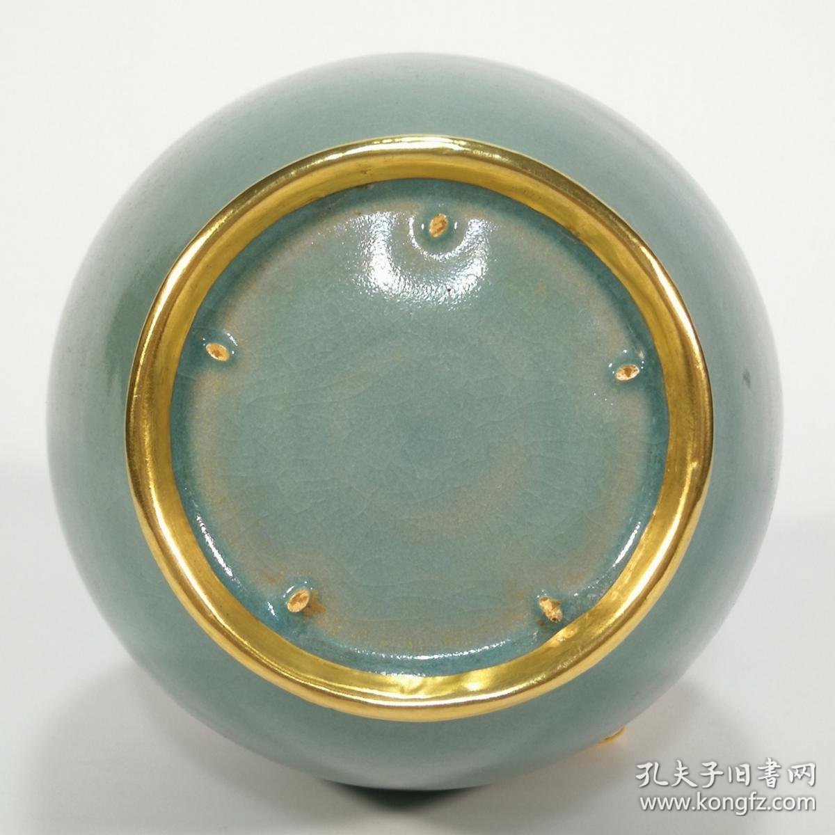 宋汝窑天青釉炫纹观音瓶(镶金扣)