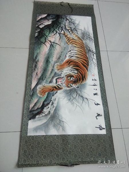 材质:纸本 装裱形式:立轴 尺寸:129 × 62 cm 款识钤印:孙玉泉 九品